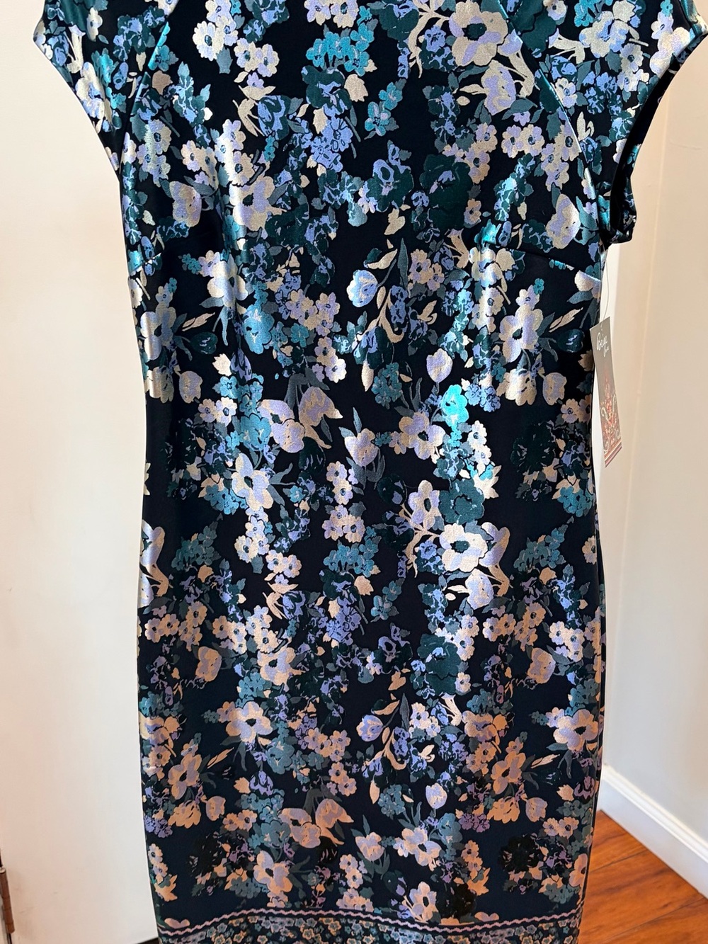 ECI Metallic Floral dress - new with tags on